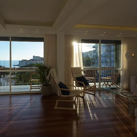 Sunset Terrace Ocean Cliff Pool Apartment